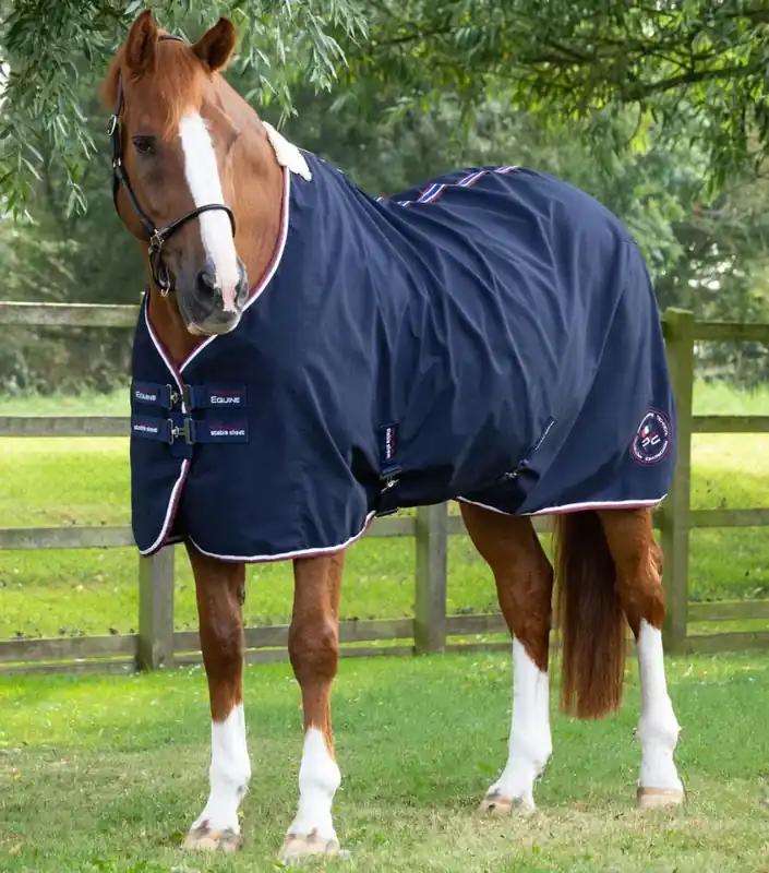 Lehká stájová deka Premier Equine Stratus - Barva NavyVelikost 6,3" (145cm) Aktuální
