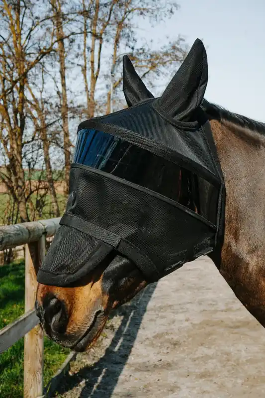 Maska proti hmyzu PRO SERIES - Solar Shield 99% UVA - Barva ČernáVelikost M Pouze Dnes