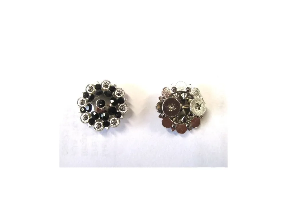 Expresní Doručení Náhradní Concho s Black kamínky ve stříbrném základu, 1,9 cm, 2 šroubky